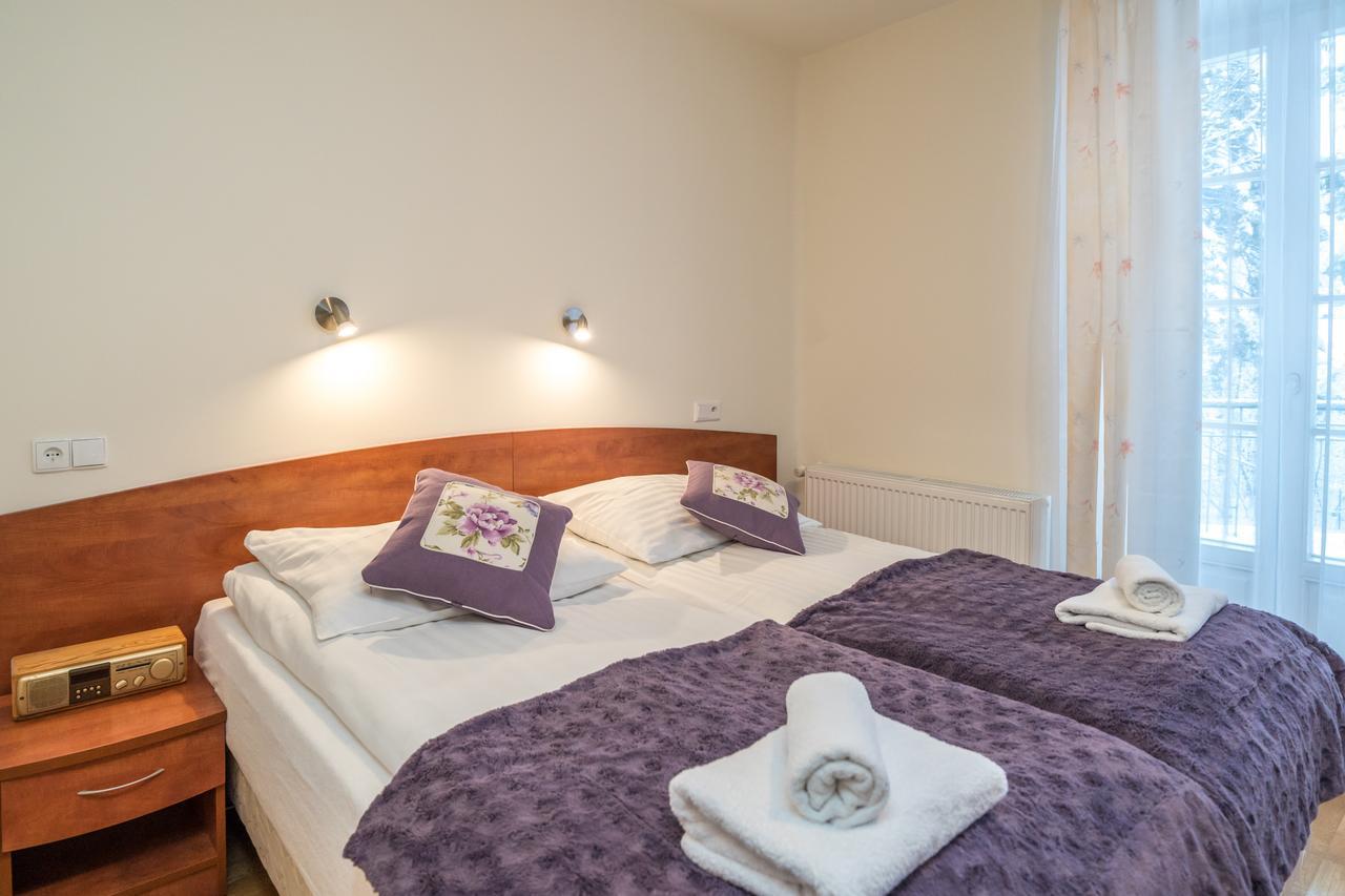 Double Room with Private Bathroom,520133904:JPEG